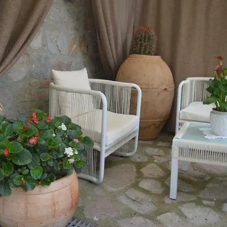 Nonna Valentina Bed & Breakfast Centola